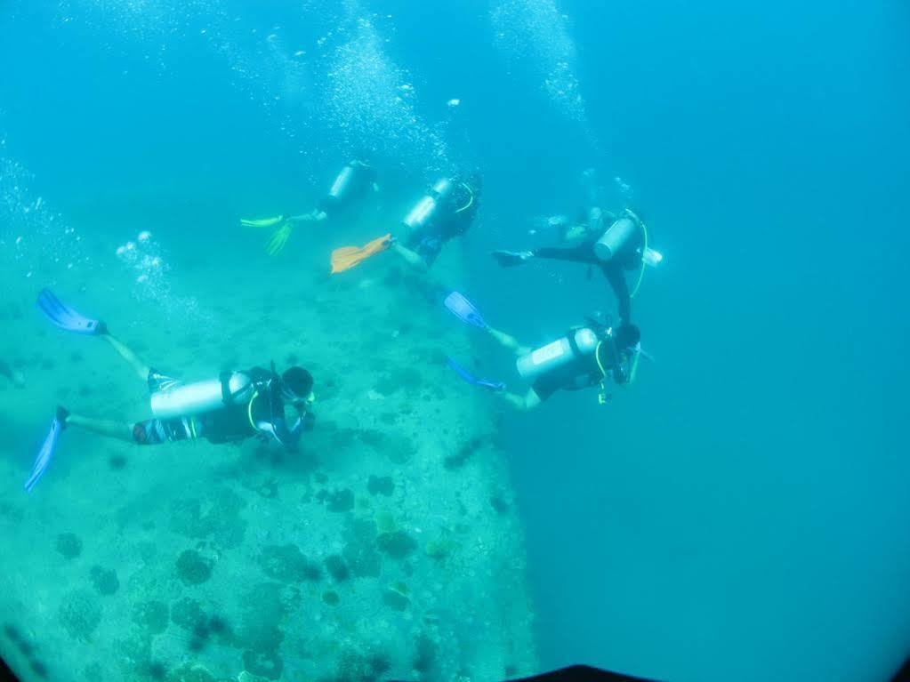 Ombak Dive Resort Pulau Perhentian Kecil Екстериор снимка