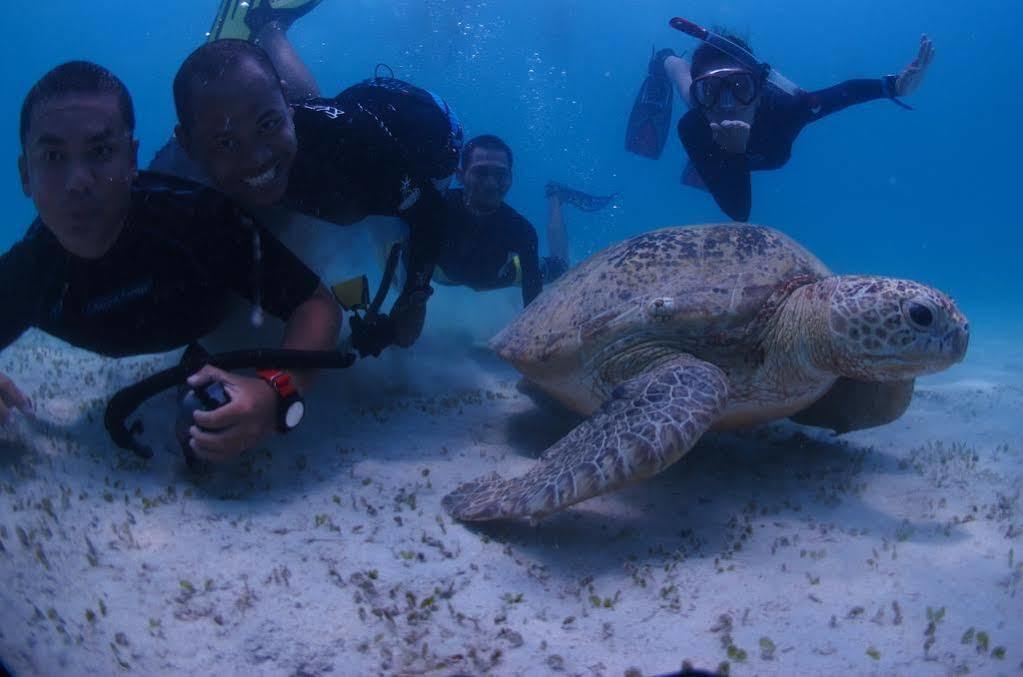 Ombak Dive Resort Pulau Perhentian Kecil Екстериор снимка